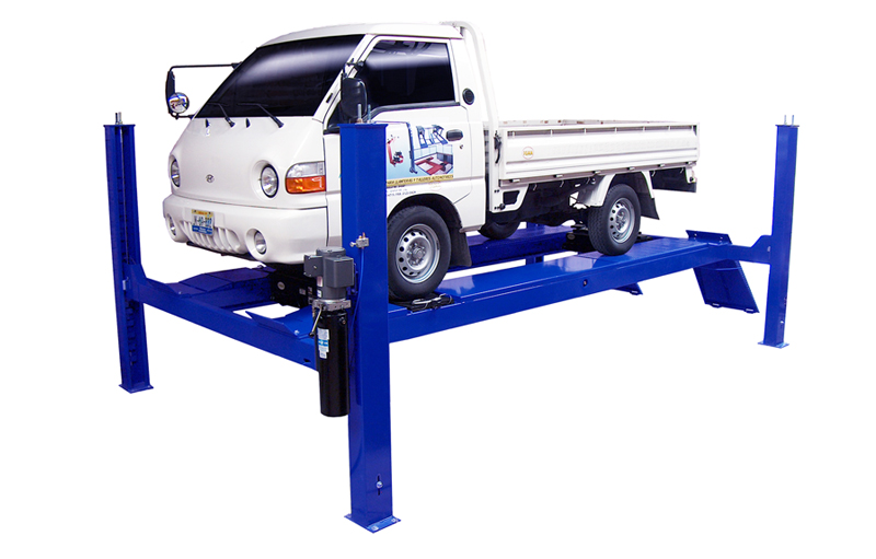 rampa de cuatro postes de alineacion